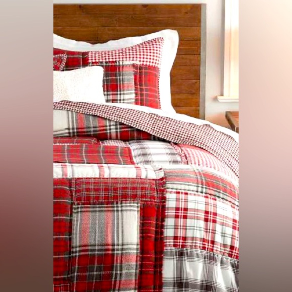 Pottery Barn Winter Holiday Easton Plaid Patchwork F/Q Quilt & Shams, Like New
